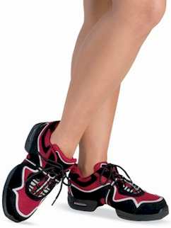 NRG Wave Dance Sneaker