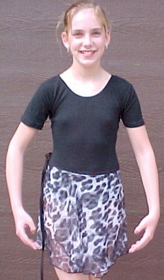 Short  Sleeve Scoop  Neck Leotard
